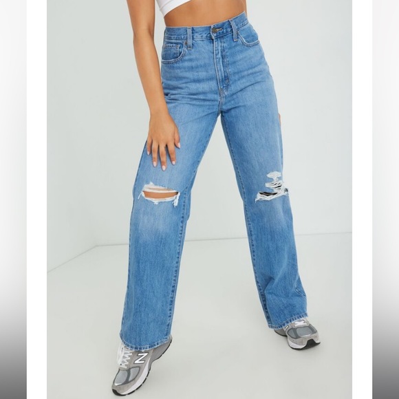 💙NWT: LEVI'S - High Waisted Straight Ripped Jean - Size 31 - Picture 1 of 14